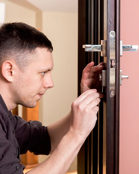 : Professional Locksmith For Commercial And Residential Locksmith Services in Melbourne, FL