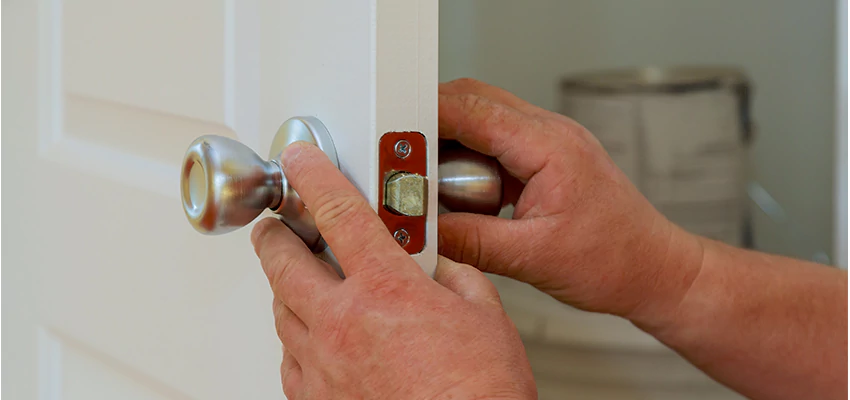 AAA Locksmiths For lock Replacement in Melbourne, Florida